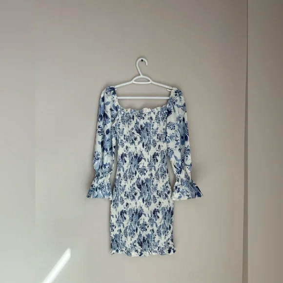 Blue and white floral dress 👗 size M - Picture 8 of 8